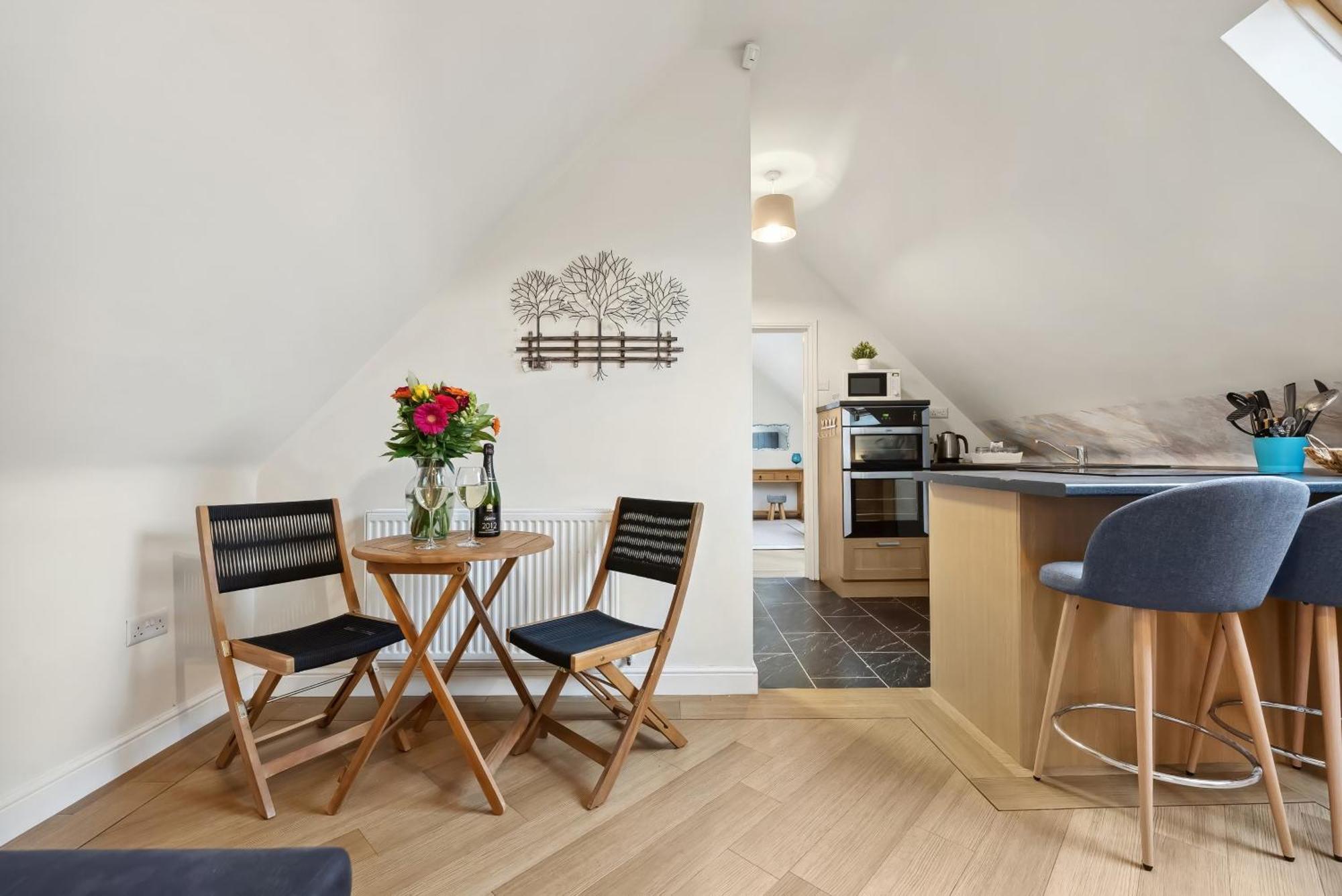 Beautiful Country Apartment, Rated Exceptional Coventry Bagian luar foto
